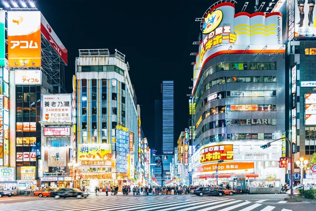 全球已经有79个国家和地区取消新冠入境限制